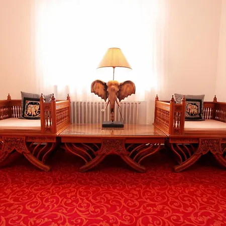 Pfauen Hotel