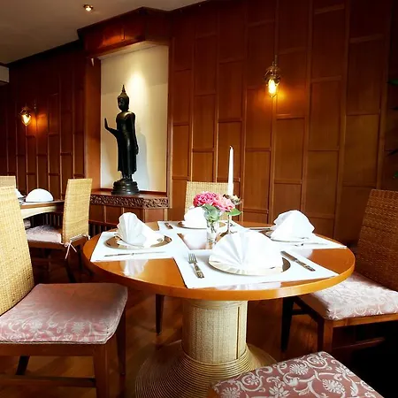 Pfauen Hotel